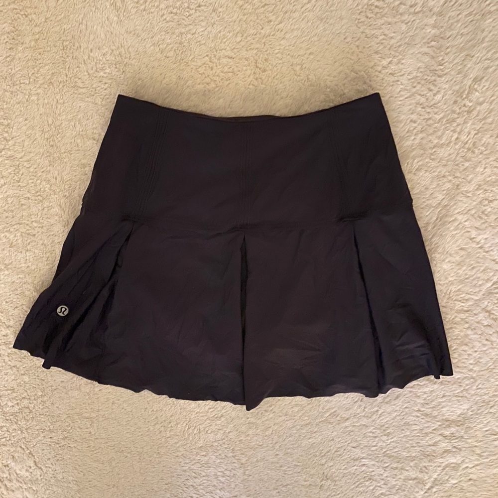 Lulu lemon dark purple tennis skirt size 2